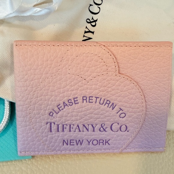 New Tiffany & Co. Pastel Pink Card Holder - Picture 3 of 9